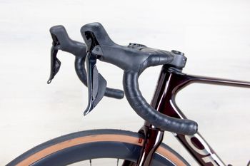 Used Orbea ORCA M20iLTD 2025 Road & Gravel, Red — image 18 of 19