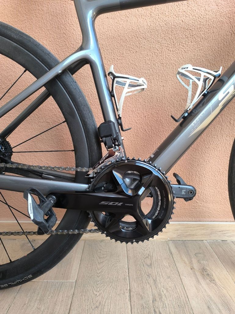 Used Scott Addict 30 2025 2025 Road & Gravel — image 2 of 7
