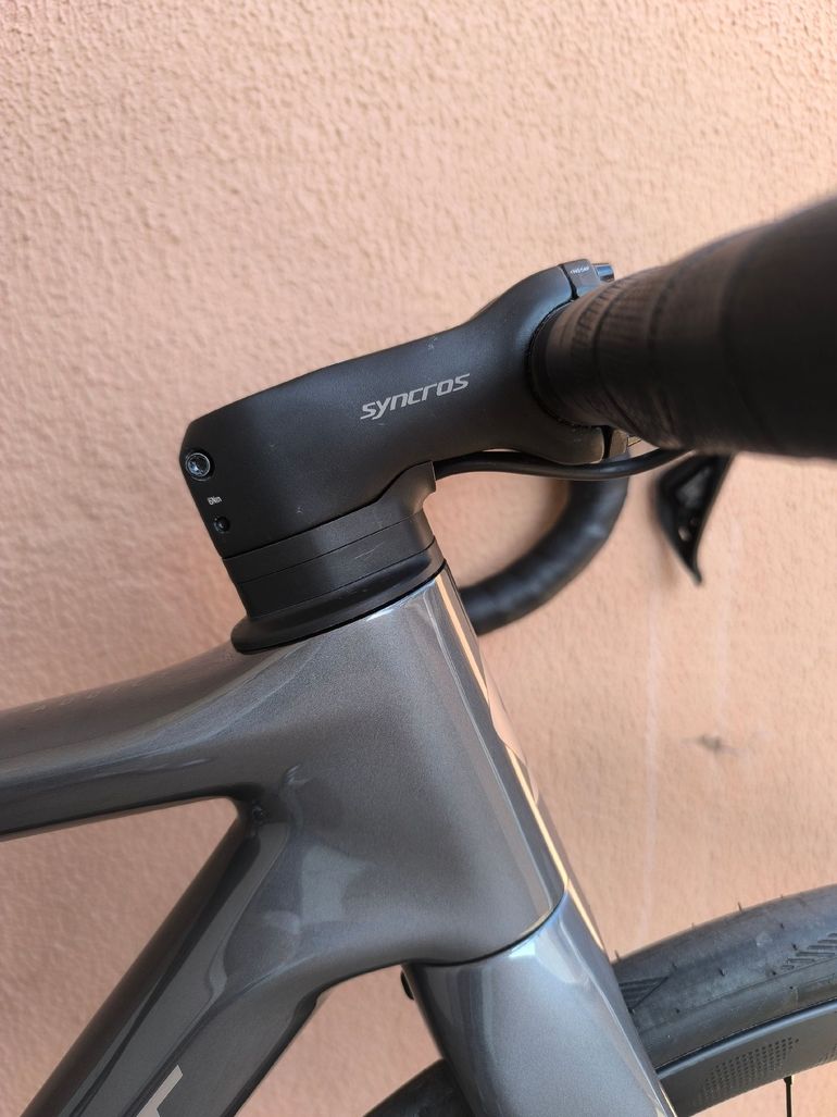Used Scott Addict 30 2025 2025 Road & Gravel — image 5 of 7