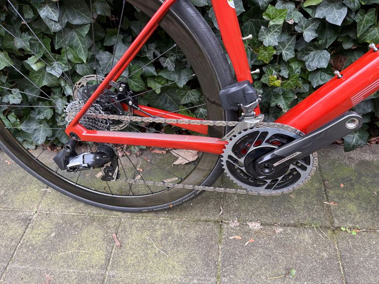 Used BMC Roadmachine SRAM Force eTap AXS 2021 Road & Gravel — image 2 of 9