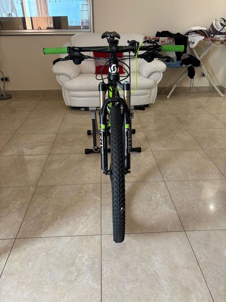 Used Scott 950 2015 Mountainbike, Schwarz — image 4 of 10