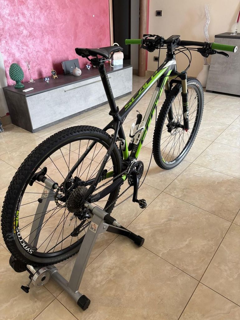 Used Scott 950 2015 Mountainbike, Schwarz — image 9 of 10