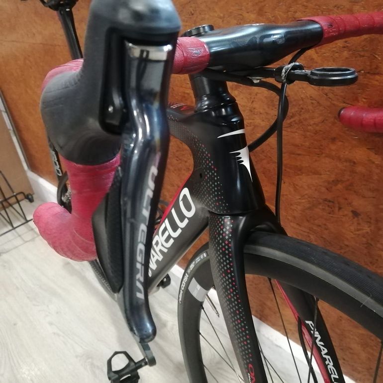 Used Pinarello Dogma Shimano Ultegra Di2 2018 Road & Gravel, Rot — image 2 of 8