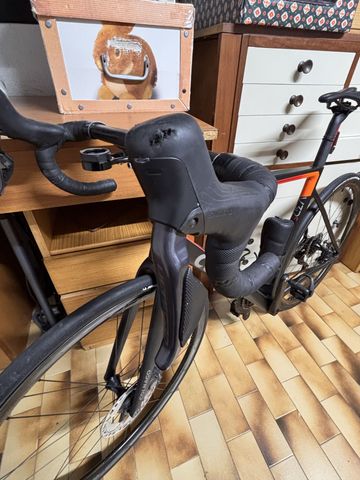 Colnago V3rs 2023 2023 Road & Gravel d'occasion — image 7 sur 10