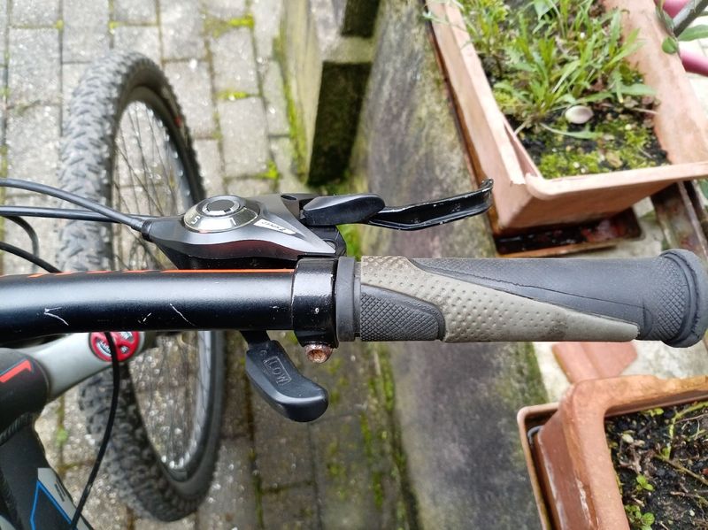 Used Eclipse Hornet 2019 Mountainbike, Light Gray — image 10 of 12