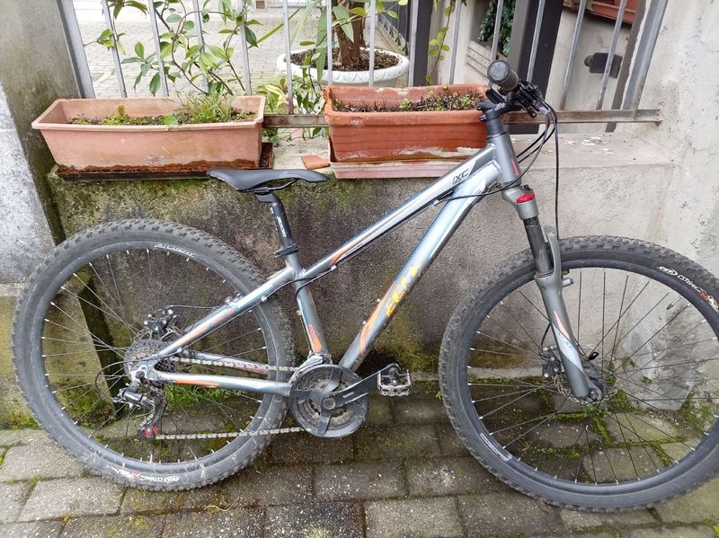 Used Eclipse Hornet 2019 Mountainbike, Light Gray — image 6 of 12