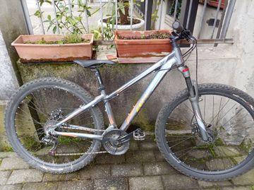 Used Eclipse Hornet 2019 Mountainbike, Light Gray — image 4 of 12