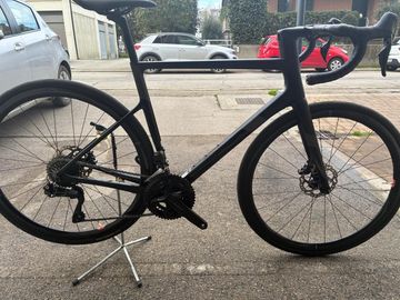Brugt Cannondale SuperSix EVO 105 Di2 2024 Road & Gravel