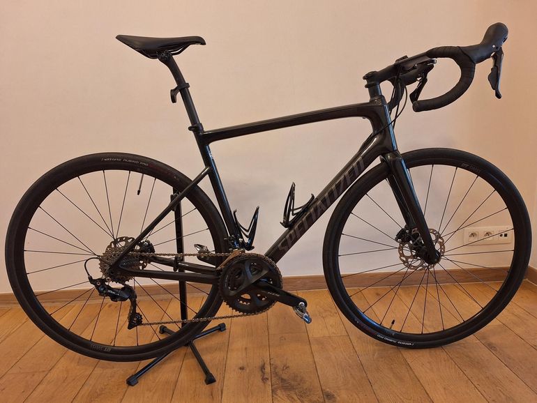 Used Specialized Tarmac SL6 Sport 2023 2023 Road & Gravel, Black — image 1 of 7