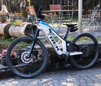 Gebrauchtes Trek Powerfly 7 Equipped Gen 2 2022 2022 Mountainbike, Blau, 27.5, 29 — Bild 2 von 4