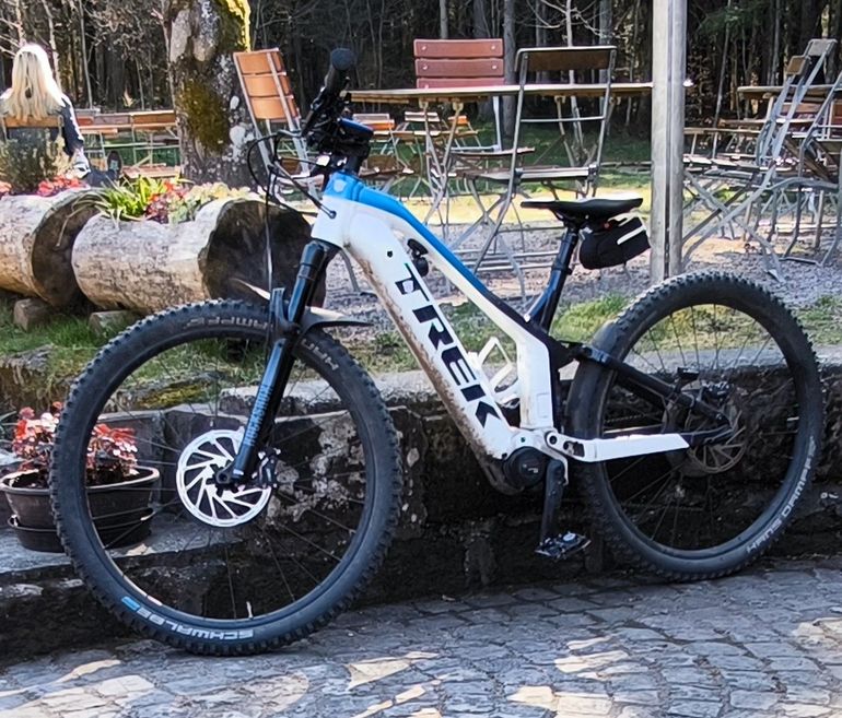 Gebrauchtes Trek Powerfly 7 Equipped Gen 2 2022 2022 Mountainbike, Blau, 27.5, 29 — Bild 2 von 4