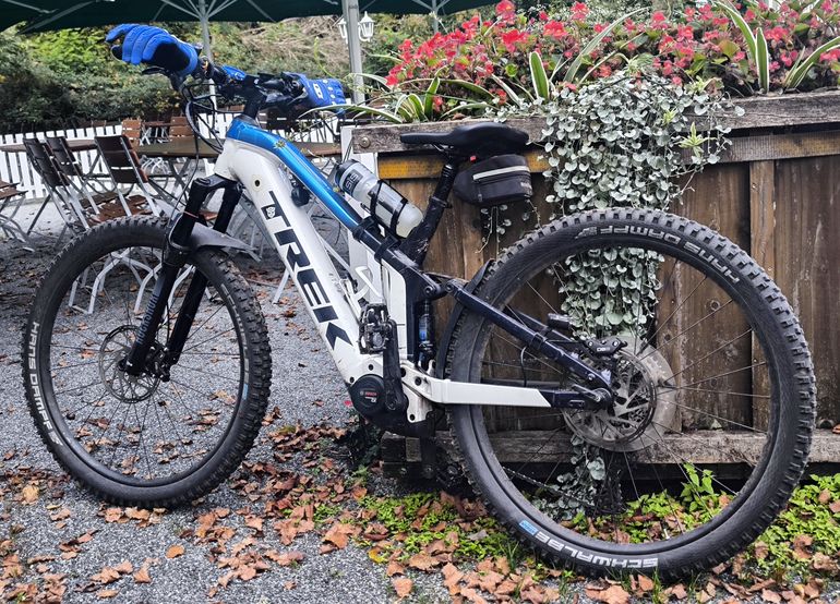 Gebrauchtes Trek Powerfly 7 Equipped Gen 2 2022 2022 Mountainbike, Blau, 27.5, 29 — Bild 4 von 4
