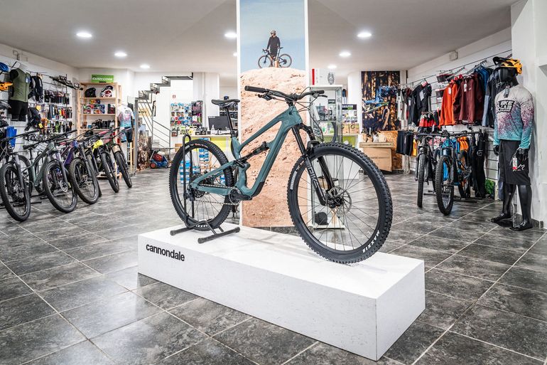 Used Cannondale Habit Carbon 1 2025 2025 Mountainbike — image 2 of 4
