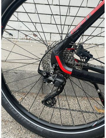 Używany Giant Dirt-E+ 1 2017 2017 Mountainbike — zdjęcie 4 z 4