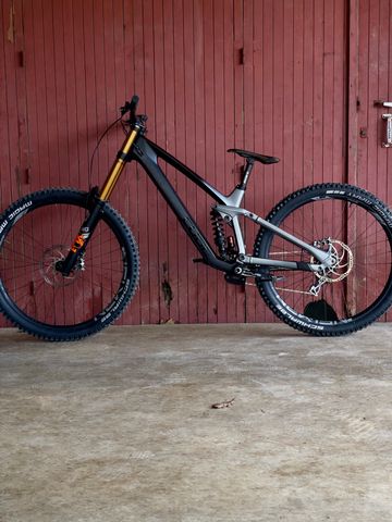 CUBE TWO15 HPC SLT 2023 2023 Mountainbike d'occasion — image 1 sur 6
