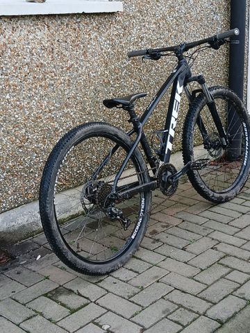 Použité Trek Marlin 5 2020 2020 Mountainbike — obrázek 2 z 8