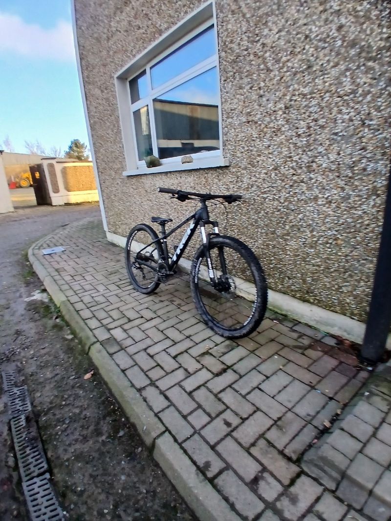 Použité Trek Marlin 5 2020 2020 Mountainbike — obrázek 3 z 8