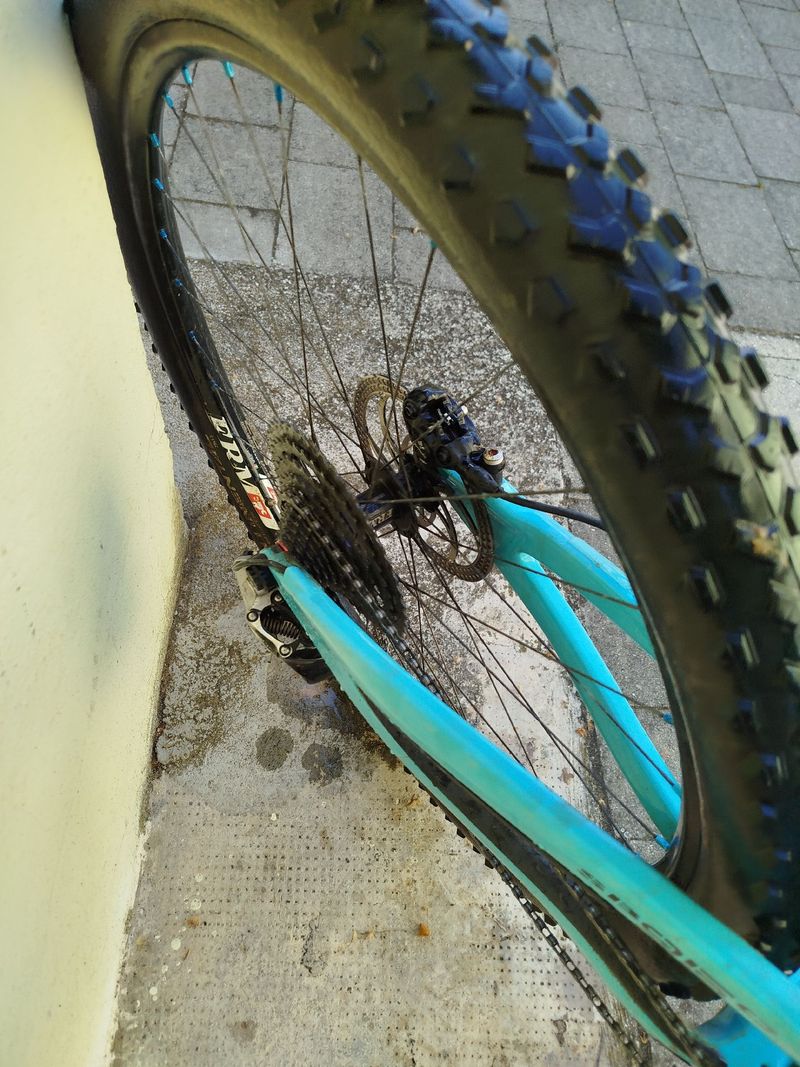 Yeti Sb95c 2024 Mountainbike de segunda mano, Azul — imagen 3 de 7