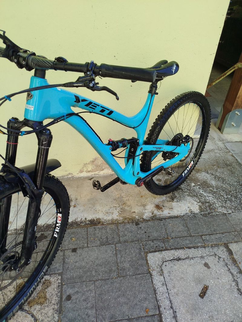 Yeti Sb95c 2024 Mountainbike de segunda mano, Azul — imagen 1 de 7