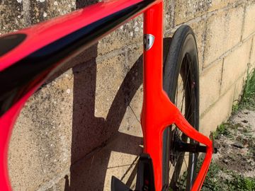 Gebrauchtes Specialized Shiv Shimano Dura Ace 2019 Road & Gravel, Rot — Bild 5 von 6