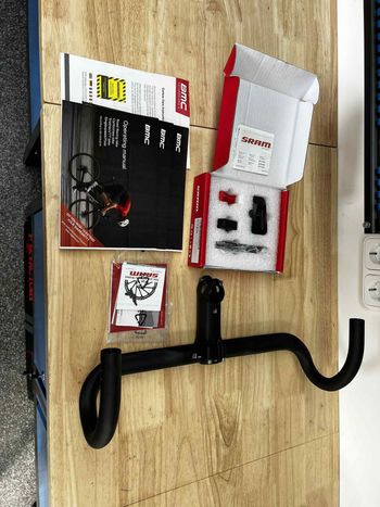 Used BMC Teammachine SLR FOUR 2023 2023 Road & Gravel, Black — image 9 of 10
