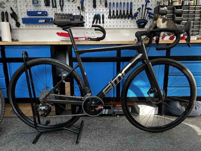 Used BMC Teammachine SLR FOUR 2023 2023 Road & Gravel, Black — image 1 of 10