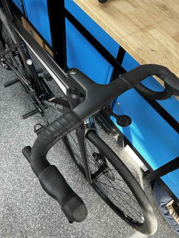 Used BMC Teammachine SLR FOUR 2023 2023 Road & Gravel, Black — image 3 of 10