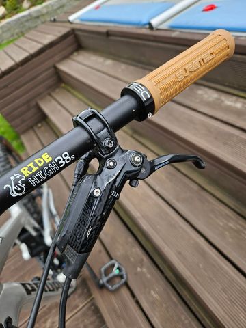 Used Propain Spindrift SRAM GX Eagle 2023 Mountainbike, Light Gray — image 3 of 16