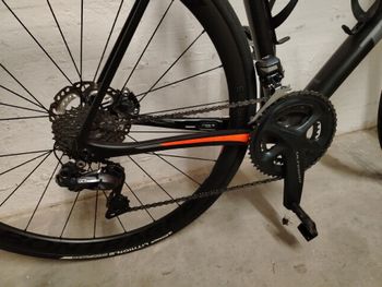 Used Trek Émonda SLR 7 Disc 2020 2020 Road & Gravel — image 4 of 9