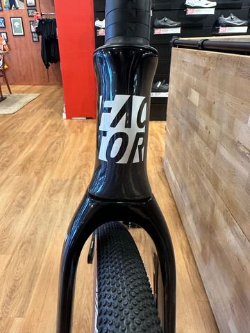 Gebrauchtes Factor Ostro Frameset 2024 Road & Gravel, Schwarz — Bild 5 von 9