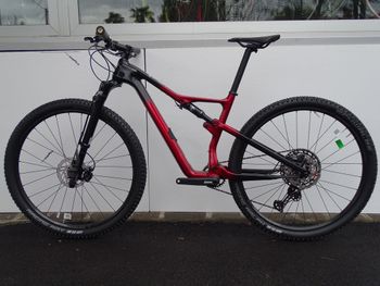 Used Cannondale Scalpel Carbon 3 2023 2023 Mountainbike, Red, 29 — image 9 of 12