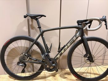 Used Trek Émonda SLR 7 2024 2024 Road & Gravel, Nero — image 2 of 8