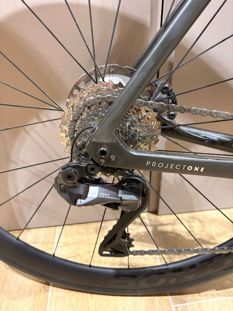 Used Trek Émonda SLR 7 2024 2024 Road & Gravel, Nero — image 3 of 8