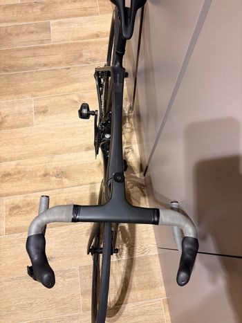 Used Trek Émonda SLR 7 2024 2024 Road & Gravel, Nero — image 5 of 8