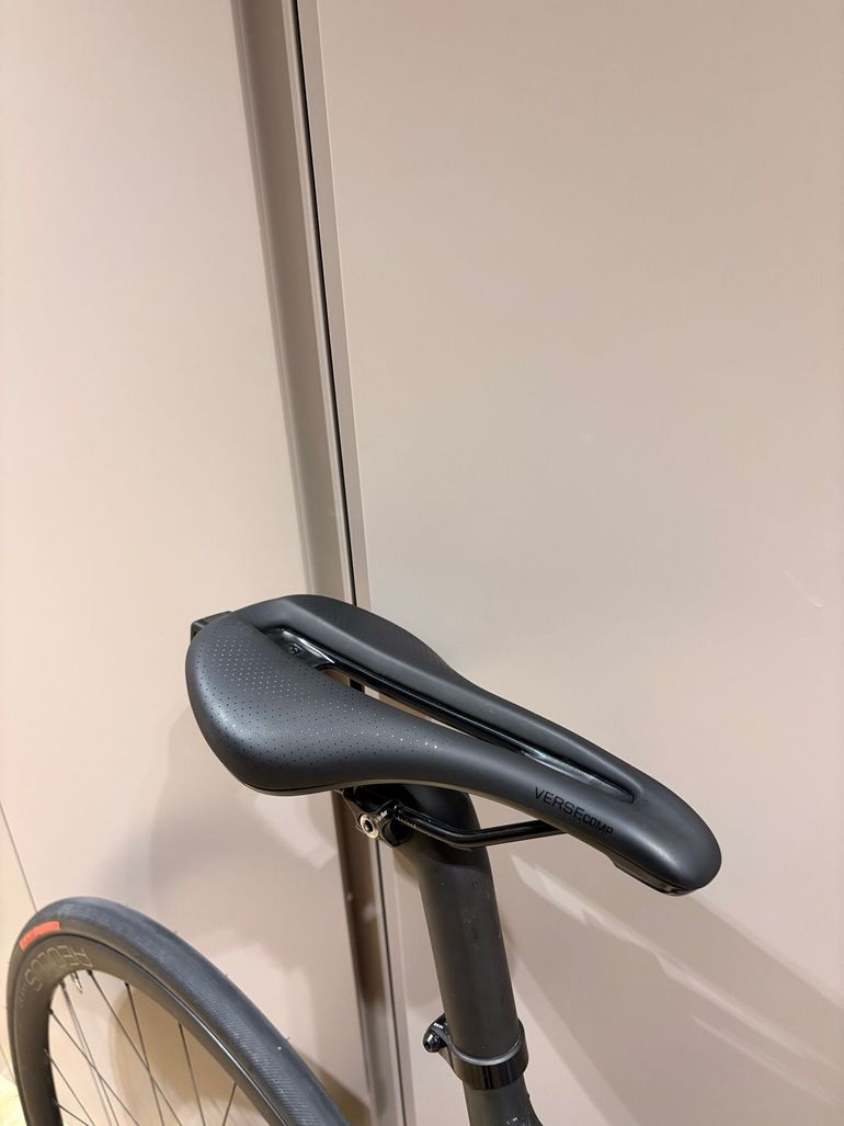 Used Trek Émonda SLR 7 2024 2024 Road & Gravel, Nero — image 6 of 8
