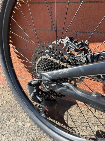 Used Specialized Turbo Levo 2021 2021 Mountainbike, Black, 29 — image 9 of 10
