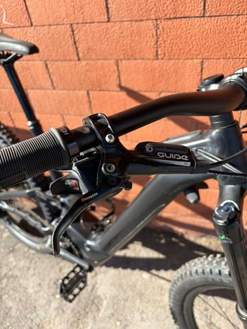 Używany Specialized Turbo Levo 2021 2021 Mountainbike — zdjęcie 5 z 10