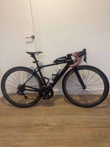 Brugt Canyon Ultimate CF SLX 8.0 Di2 2019 2019 Road & Gravel — billede 1 af 10