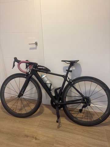 Brugt Canyon Ultimate CF SLX 8.0 Di2 2019 2019 Road & Gravel — billede 2 af 10