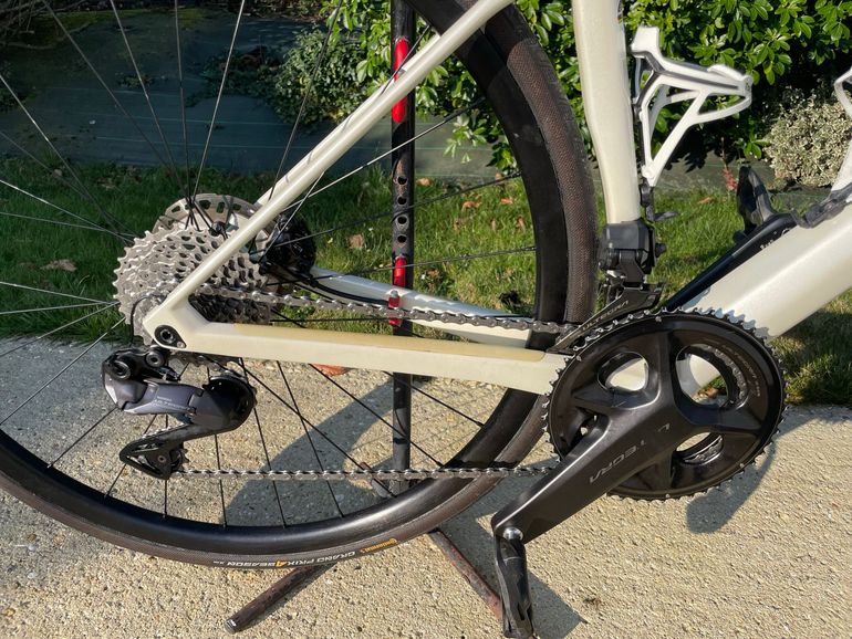 Used BMC Roadmachine THREE 2023 2023 Road & Gravel, Weiß — image 3 of 5