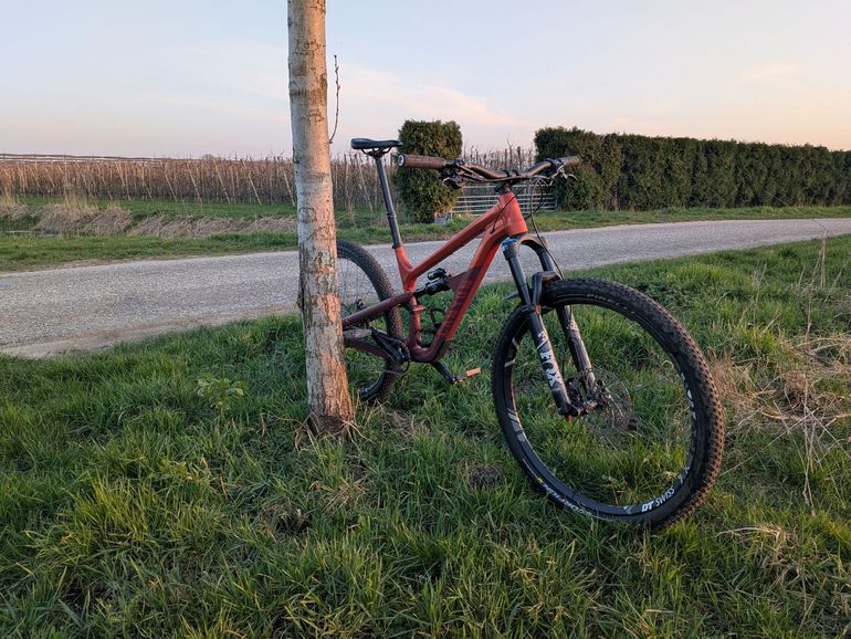 Used Canyon Spectral 125 AL 6 2023 2023 Mountainbike, Arancione — image 1 of 14