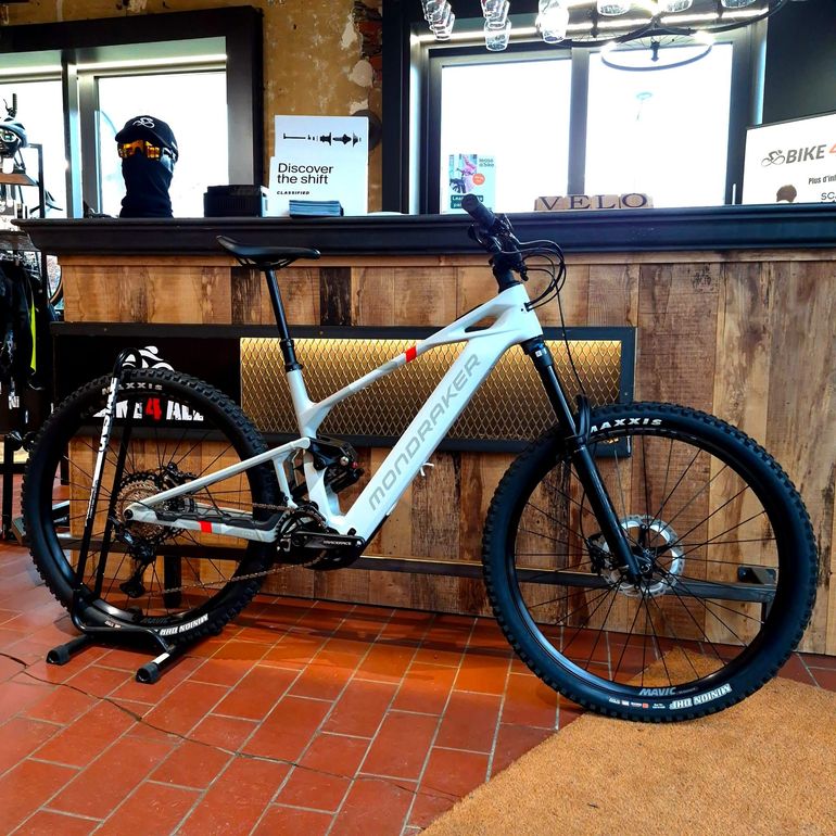 Used Mondraker Crafty Shimano Deore XT 2025 Mountainbike, White — image 3 of 3