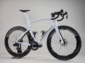 Brugt Pinarello Dogma F Chrystal White 2026 New 2026 Road & Gravel