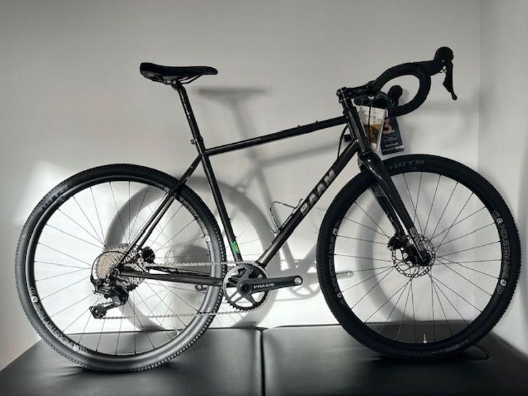 Used Baam BAAM GRAVEL 2023 Road & Gravel, Hellgrau — image 1 of 3