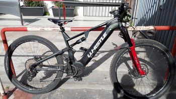 Used Whistle B-rush A5.2 X Lt12 2022 MTB