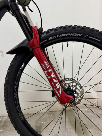 Tweedehands Whistle B-rush A5.2 X Lt12 2022 Mountainbike — afbeelding 3 van 10