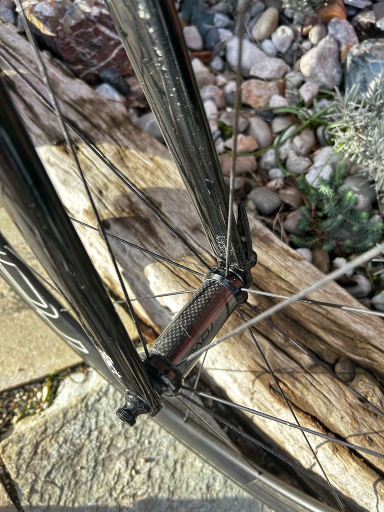 Used Specialized Specialized S-Works Tarmac SL6 – Sagan Superstar Edition (Top Stav) 2017 Road & Gravel, Green — image 8 of 9