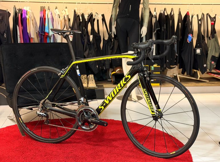 Used Specialized S-Works Tarmac Di2 2017 2017 Road & Gravel — image 8 of 11