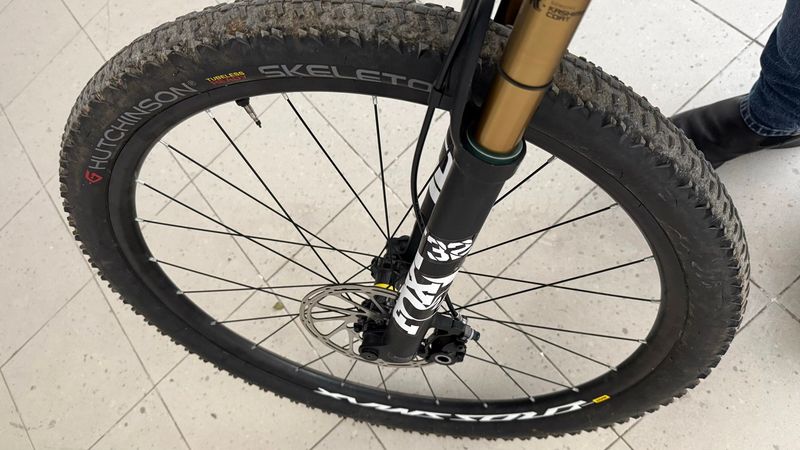 Used BH Ultimate RC 2024 Mountainbike, White — image 7 of 13