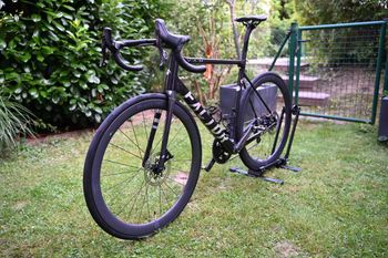 Used Factor Campagnolo Custom Built 2021 Road & Gravel, Schwarz — image 2 of 12